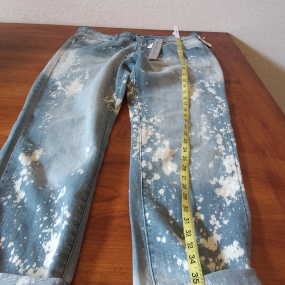 Touch Me Brand Jeans - Picture 7 of 9